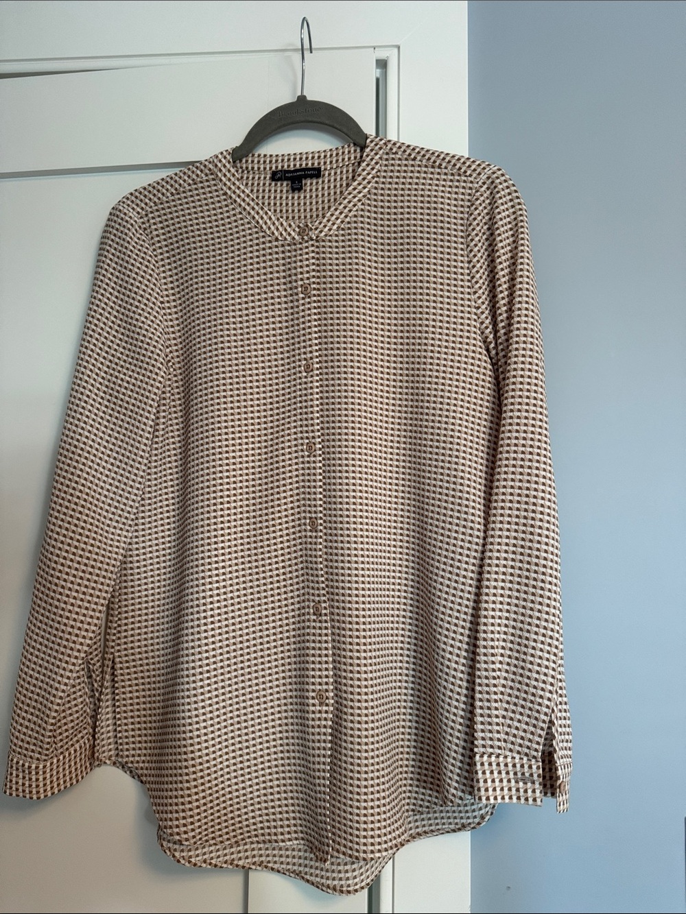 Adrianna Papell Beige and Brown Patterned Button-Front Blouse